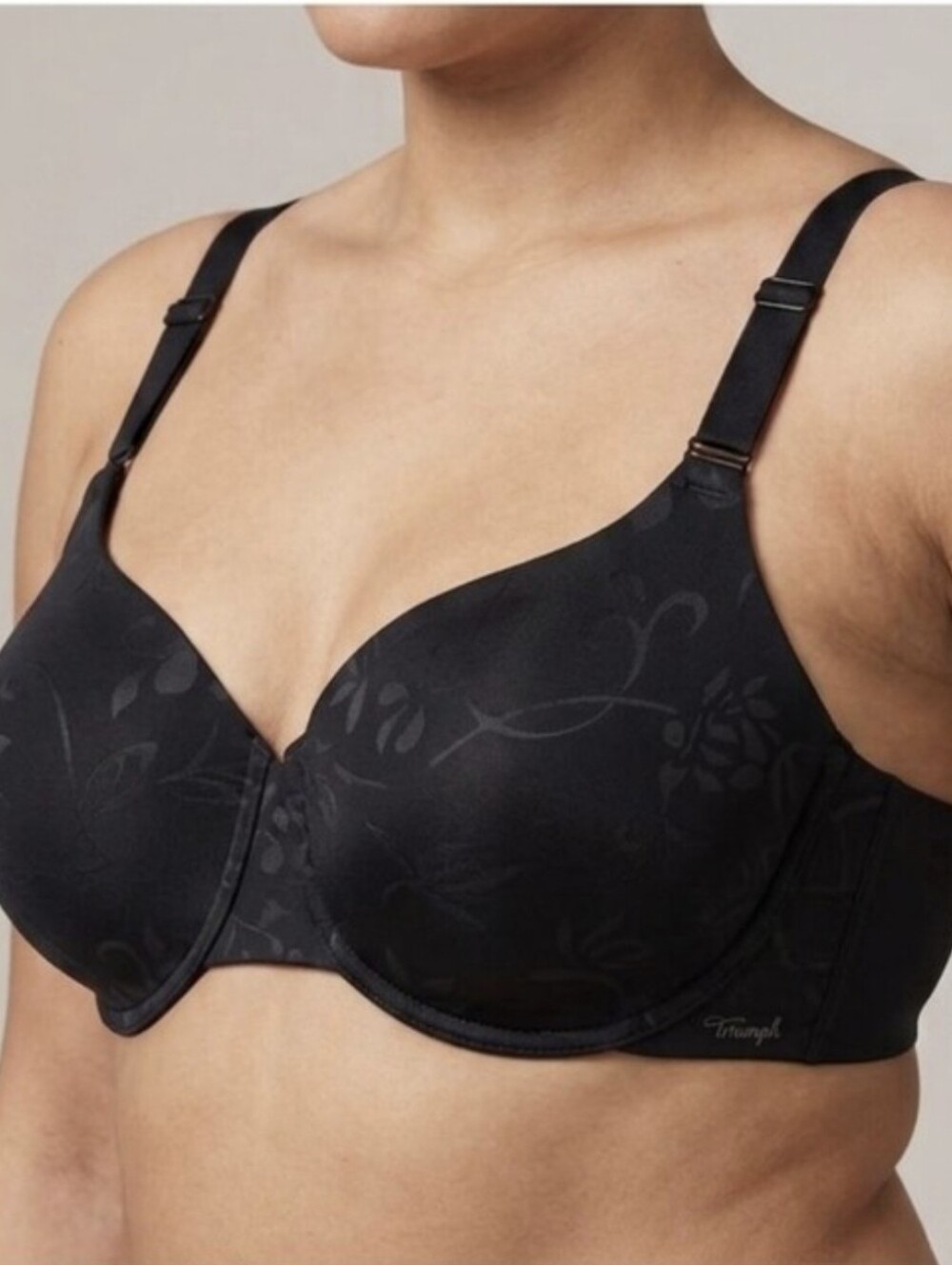 Triumph Women's Underwire Support Bra Black